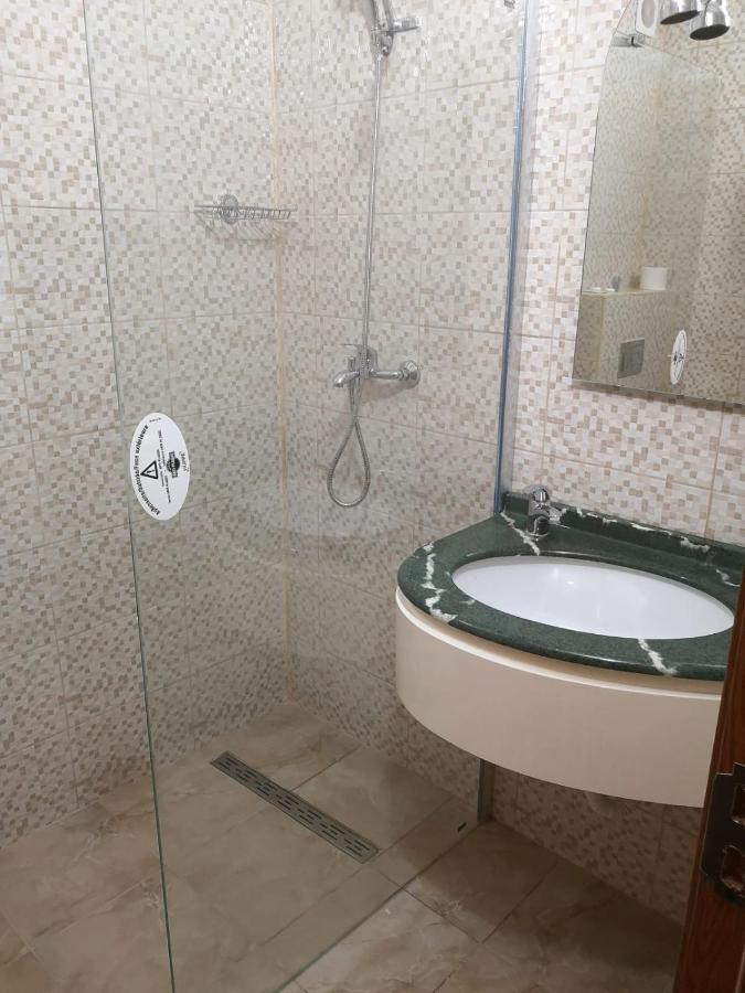 Pensiune Rosdelmar Resita Extérieur photo